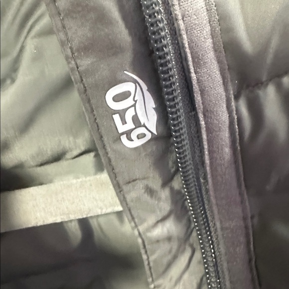 Columbia Men's Charcoal Puffer Jacket - Picture 6 of 6